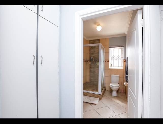 3 BEDROOM TOWNHOUSE FOR SALE IN RED HILL